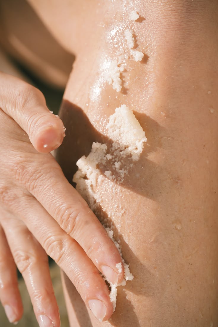 VANILLA ROMANCE SCRUB